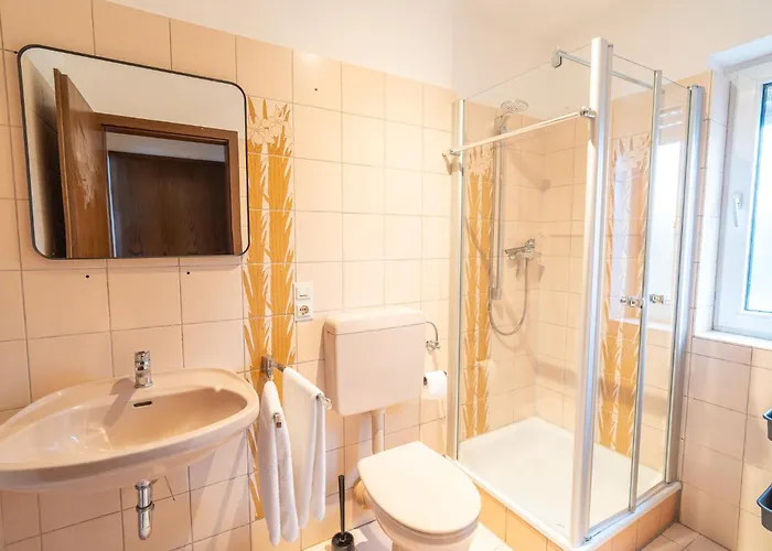 Apartment Metternich Naehe Uni Und Bwzk Koblenz (Rhineland-Palatinate)